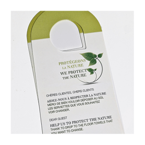 produits-imprimés-hotel-accroche-porte.ecologie